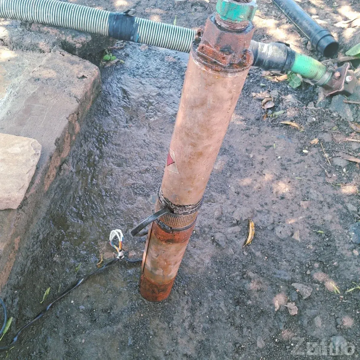1 HP Borewell Submersible Motor Pump - પમ્પ અને મોટર્સ - કુટિયાણા - Image 2