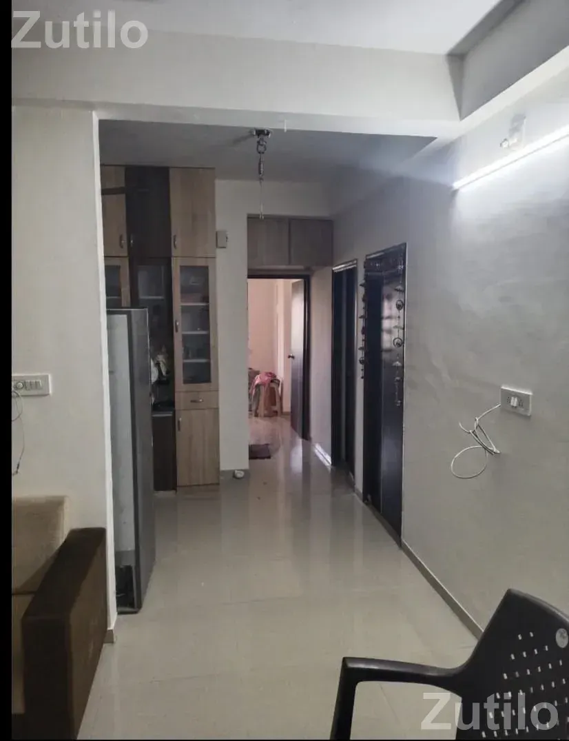 3 BHK FLATE FOR SALE IN SAIYAD VASNA NEAR NILAMBER CIRCLE - House for Sale - Vadodara City - Image 3