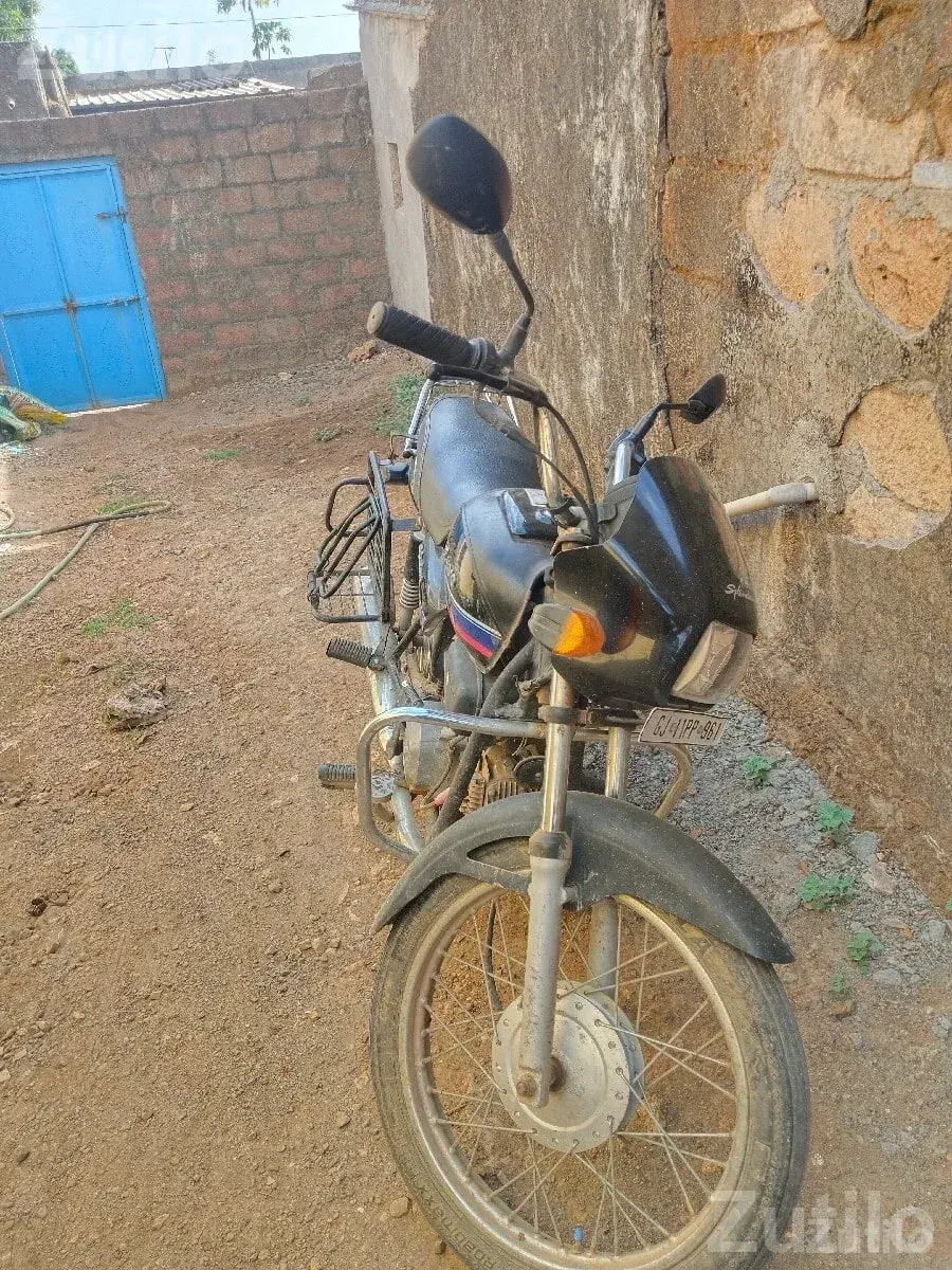2010 Hero Splendor Motorcycle - બાઇક્સ - જુનાગઢ - Image 2
