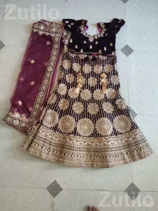 Velvet Choli Lehenga Set with Heavy Work - પરંપરાગત વસ્ત્રો - અંજાર - Image 3