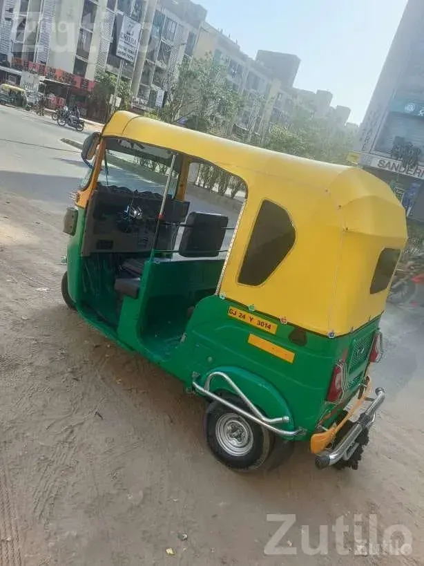 2026 Model Green Yellow Auto Rickshaw - Auto Rickshaws - Ahmedabad City - Image 3