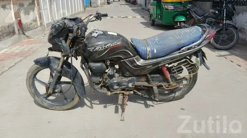 Hero Honda HF Deluxe 2013 Bike - Bikes - Daskroi - Image 3