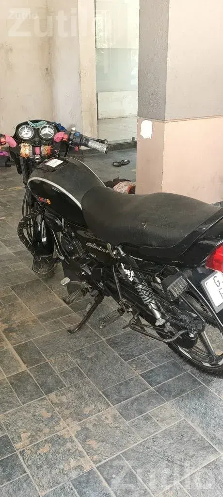 Hero Splendor 2024 One Owner Bike - Bikes - Ahmedabad City - Image 3