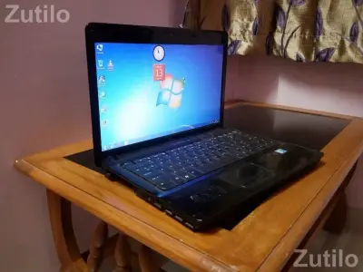 Laptop well maintained Compaq Laptop well maintained Compaq
