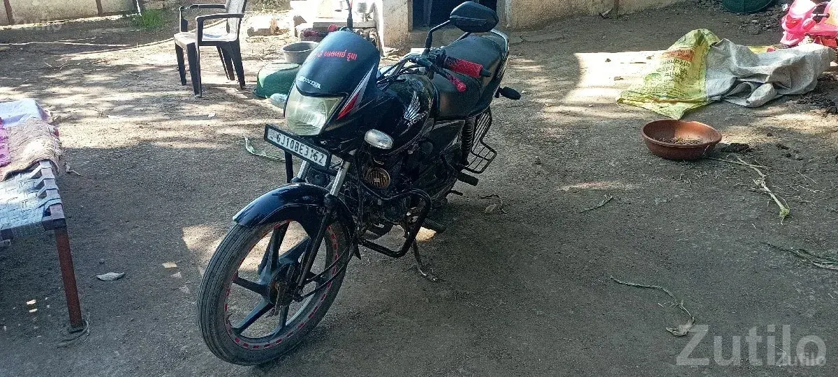Honda Shine 2011 Used Bike for Sale - બાઇક્સ - લાલપુર - Image 2