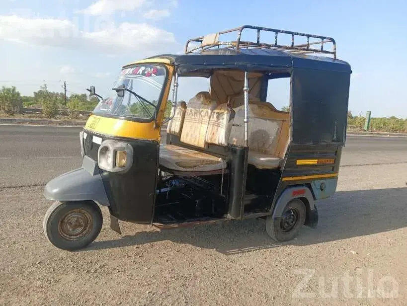 2018 Auto Rickshaw with Insurance Running - Auto Rickshaws - Keshod - Image 3