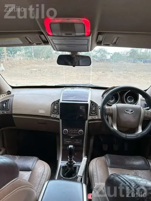 Mahindra XUV500 W8 2014 Diesel Manual - Cars - Rajkot City - Image 3
