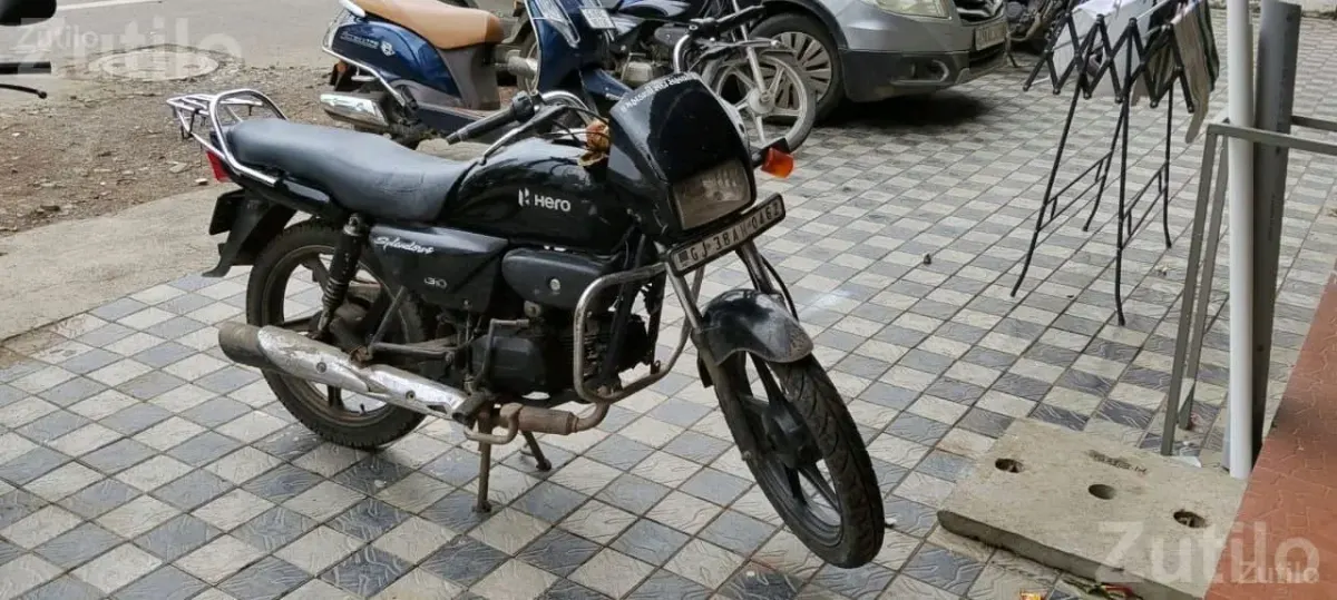 Hero Splendor Black 2023 Bike - બાઇક્સ - ભાવનગર શહેર - Image 5