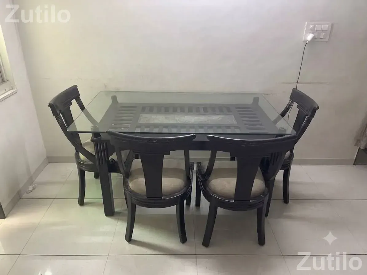 Dinning table with 6 chair - ડાઇનિંગ ટેબલ અને સેટ - વડોદરા શહેર - Image 2