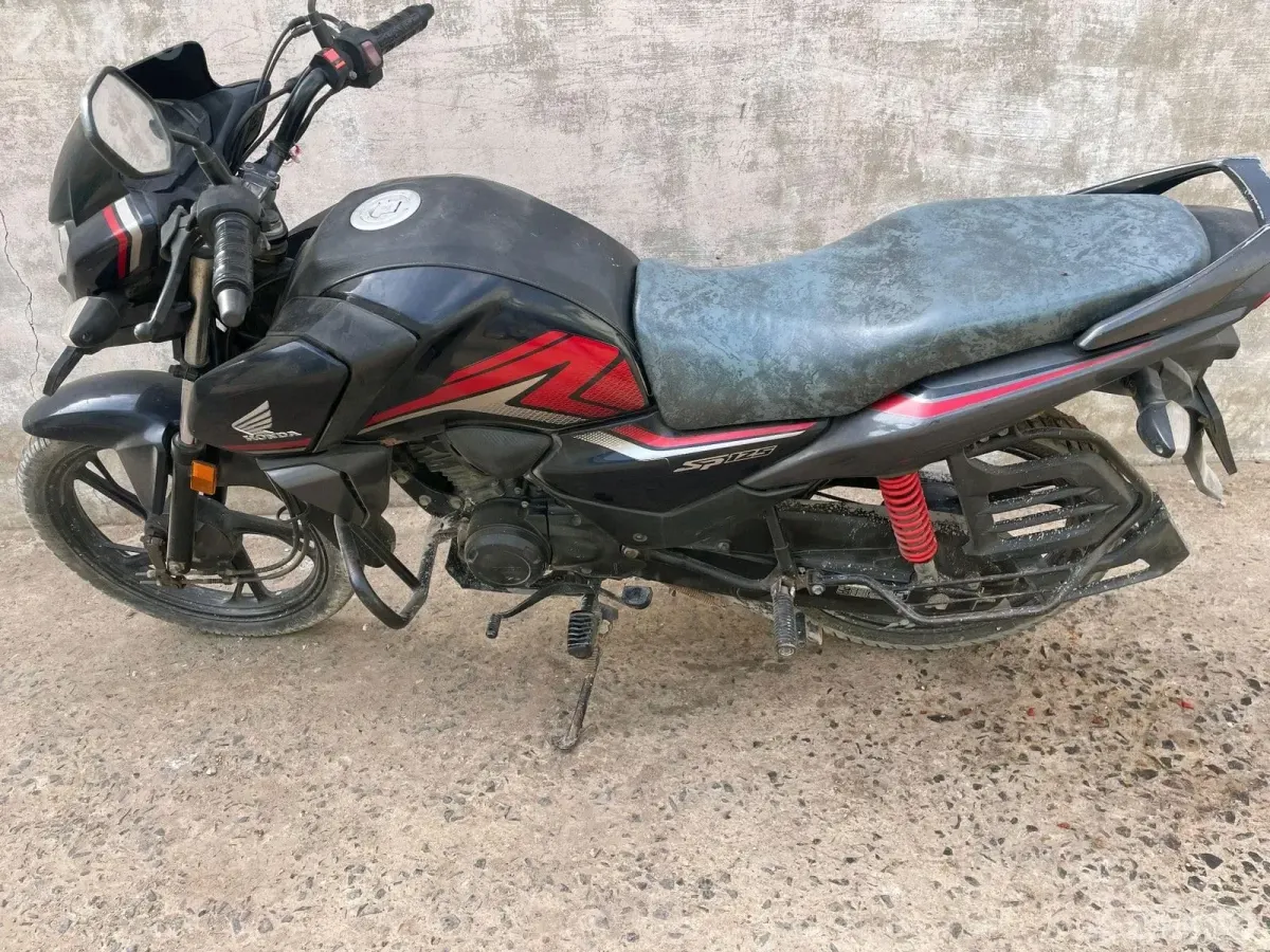 Honda SP125 2021 Bike 55,500 Km - Bikes - Kodinar - Image 4