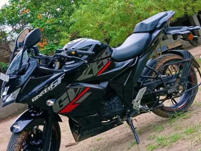 Suzuki Gixxer SF Bike 5500 km Run Suzuki Gixxer SF Bike 5500 km Run