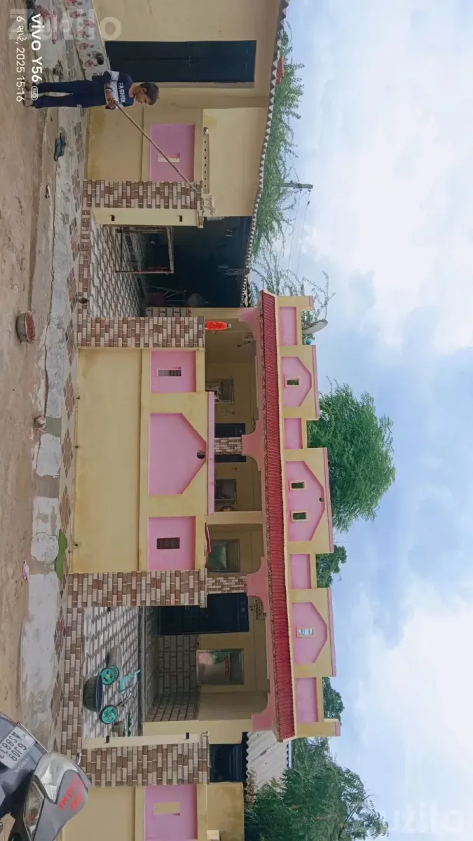 Door Painting and Oil Paint Work Service - ઘર મરામત - થરાદ - Image 3