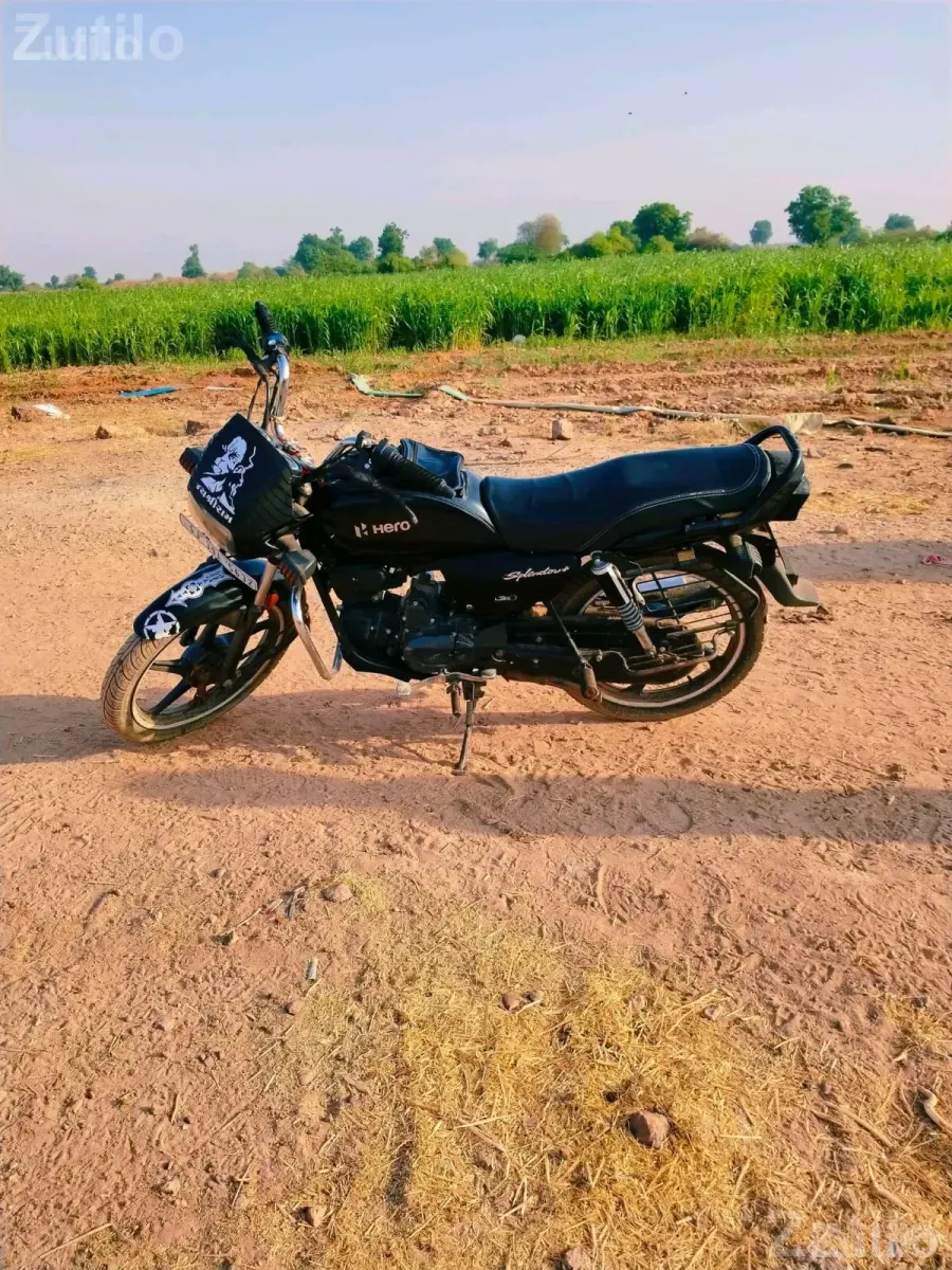 Hero Splendor Plus 2023 Black Bike - Bikes - Rapar - Image 2