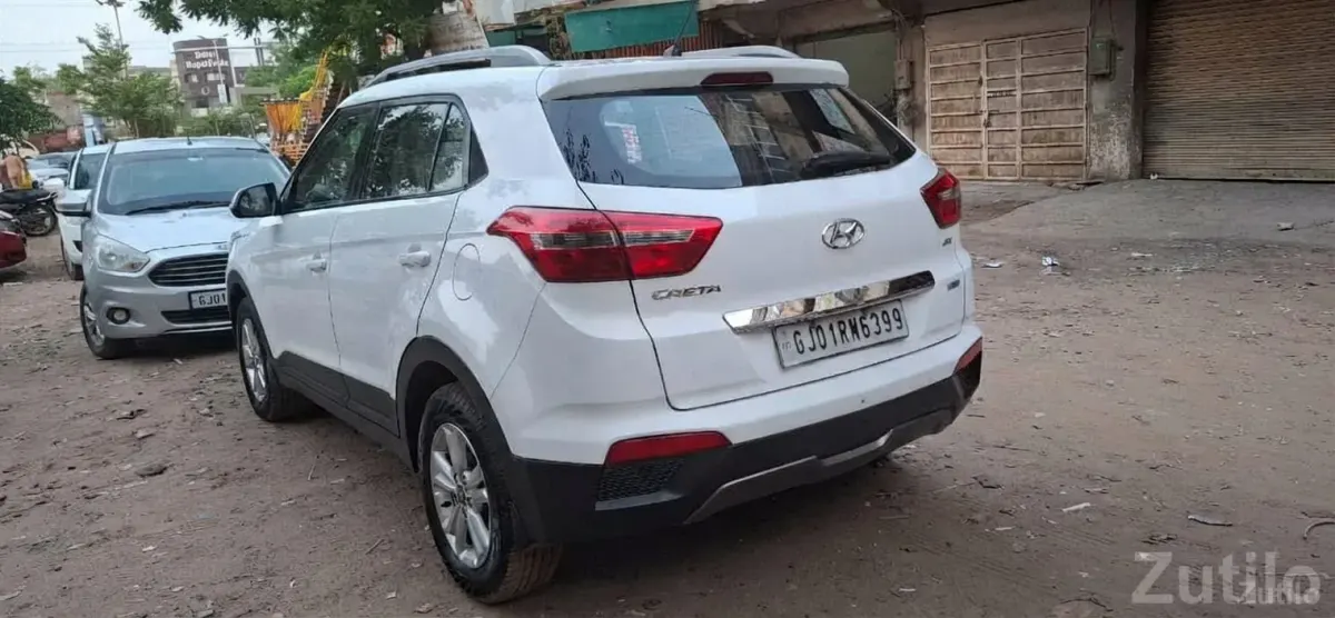 Hyundai Creta 2015 SX White SUV - કાર - અમદાવાદ શહેર - Image 4