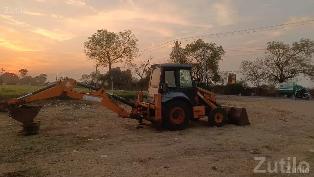 2012 Backhoe Loader Construction Vehicle - Construction Vehicles - Khambha - Image 3