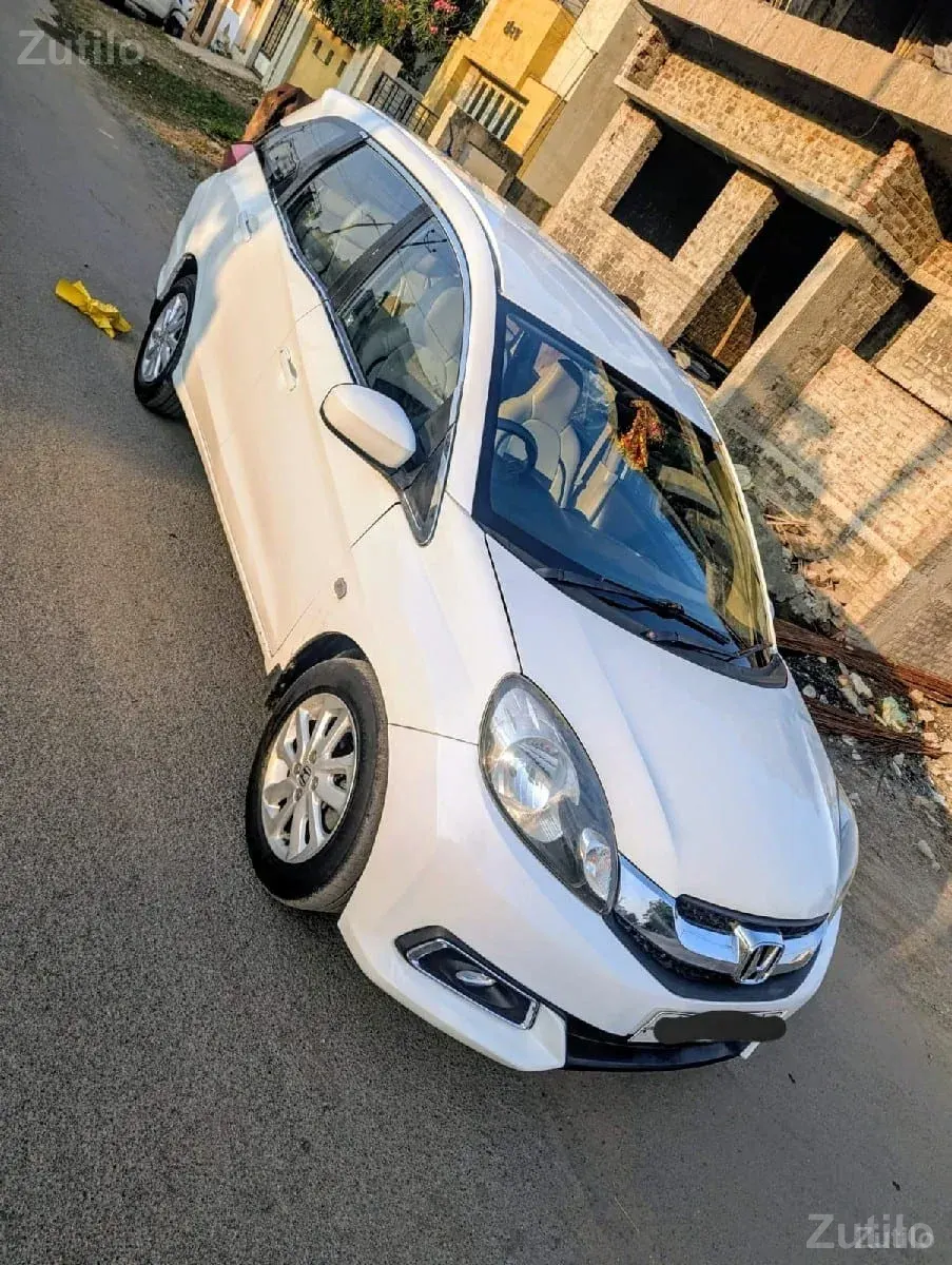 Honda mobilio diesel 1st owner - કાર - ભાવનગર શહેર - Image 2