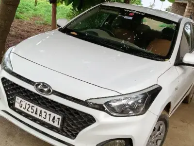 Hyundai i20 Petrol 2019 29000 Km Hyundai i20 Petrol 2019 29000 Km
