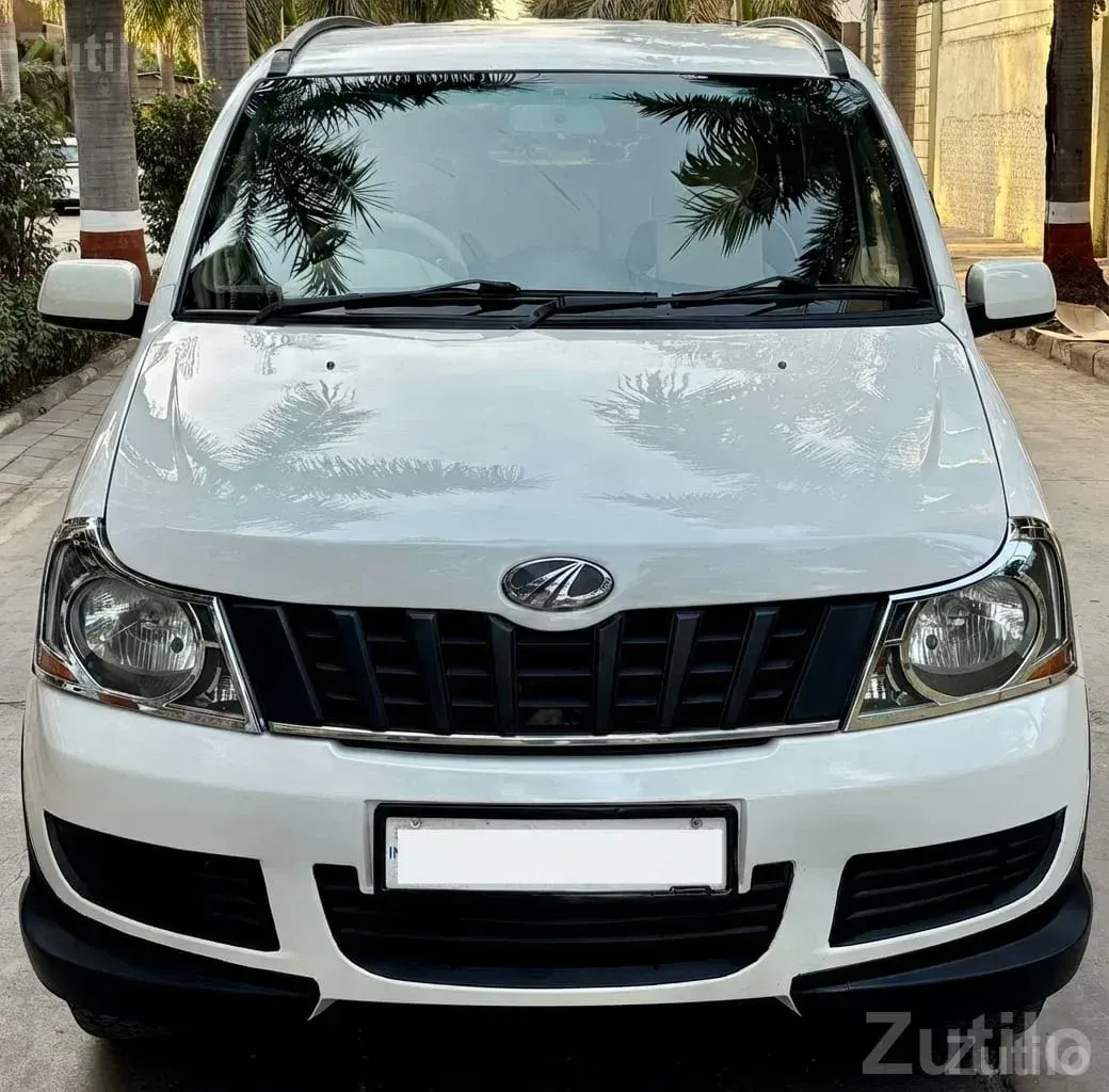 Mahindra Xylo Diesel 7-Seater Beige Interior - Cars - Kamrej - Image 4