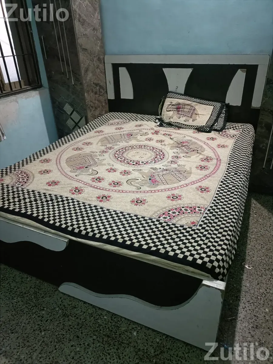 House hold equipments - વોર્ડરોબ, કબાટ અને સ્ટોરેજ - વાપી - Image 2