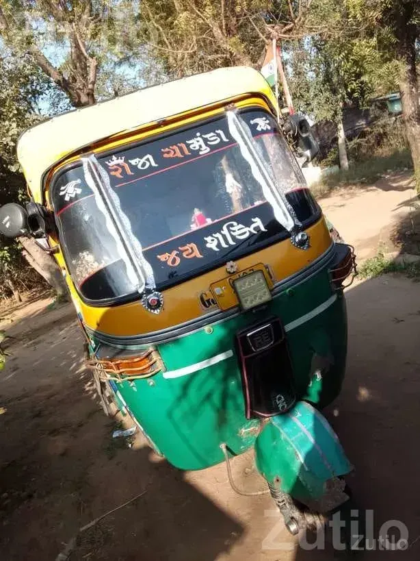 2012 Model Auto Rickshaw - ઓટો રિક્ષા - વડનગર - Image 3