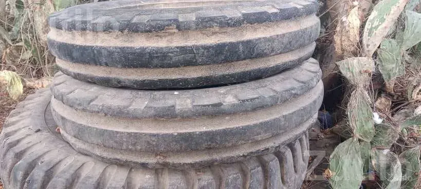 Used Tractor Tyre With 50 Percent Tread - Auto Parts - Jamjodhpur - Image 2