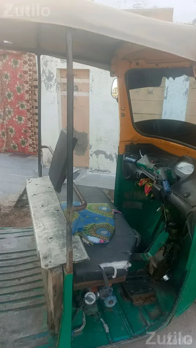 Piaggio Auto Rickshaw 2017 Model - ઓટો રિક્ષા - જામજોધપુર - Image 4