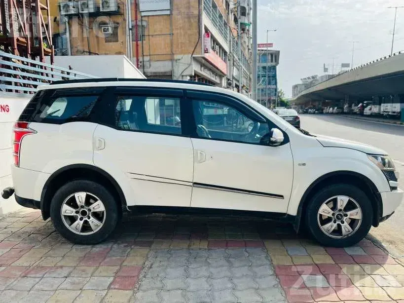 Mahindra XUV500 W8 2012 Diesel - Cars - Vadodara City - Image 5