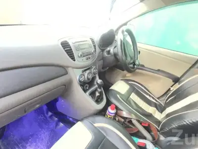 Hyundai i10 Era 1.1 2013 CNG