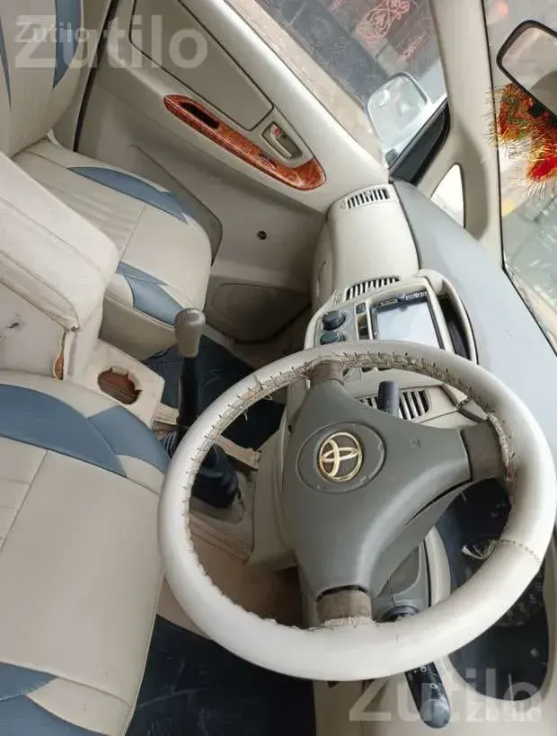 Toyota Innova 2014 8 Seater Family Car - Cars - Mandvi - Image 5