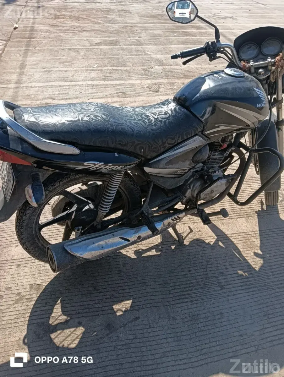 Hero Honda Shine 2009 Motorcycle - Bikes - Gondal - Image 3