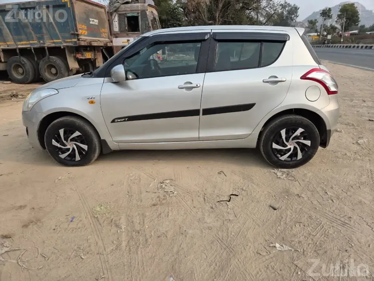 Maruti Suzuki Swift 2012, 73,000 km Driven - Cars - Kheralu - Image 3