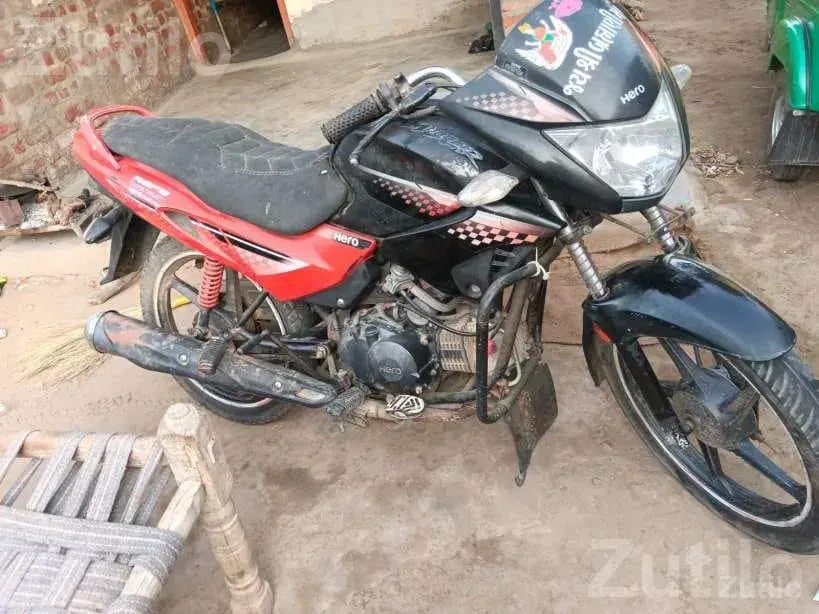 2016 Model Motorcycle in Good Condition - Bikes - Radhanpur - Image 4