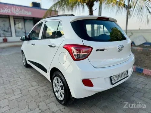 HYUNDAI GRAND I10 2015 CNG (Sports) 
Push button start (First owner) - Cars - Gondal - Image 5