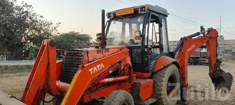 TATA TH76 JCB Backhoe Loader 2013 - Construction Vehicles - Sutrapada - Image 2