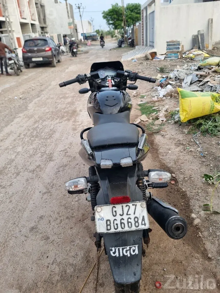 Bajaj Pulsar 180cc 2016 Motorcycle - Bikes - Jamnagar City - Image 2