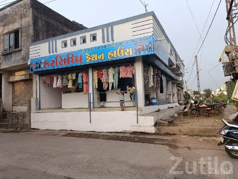 4 Commercial Shops Building for Sale - Commercial Property - Kamrej - Image 2