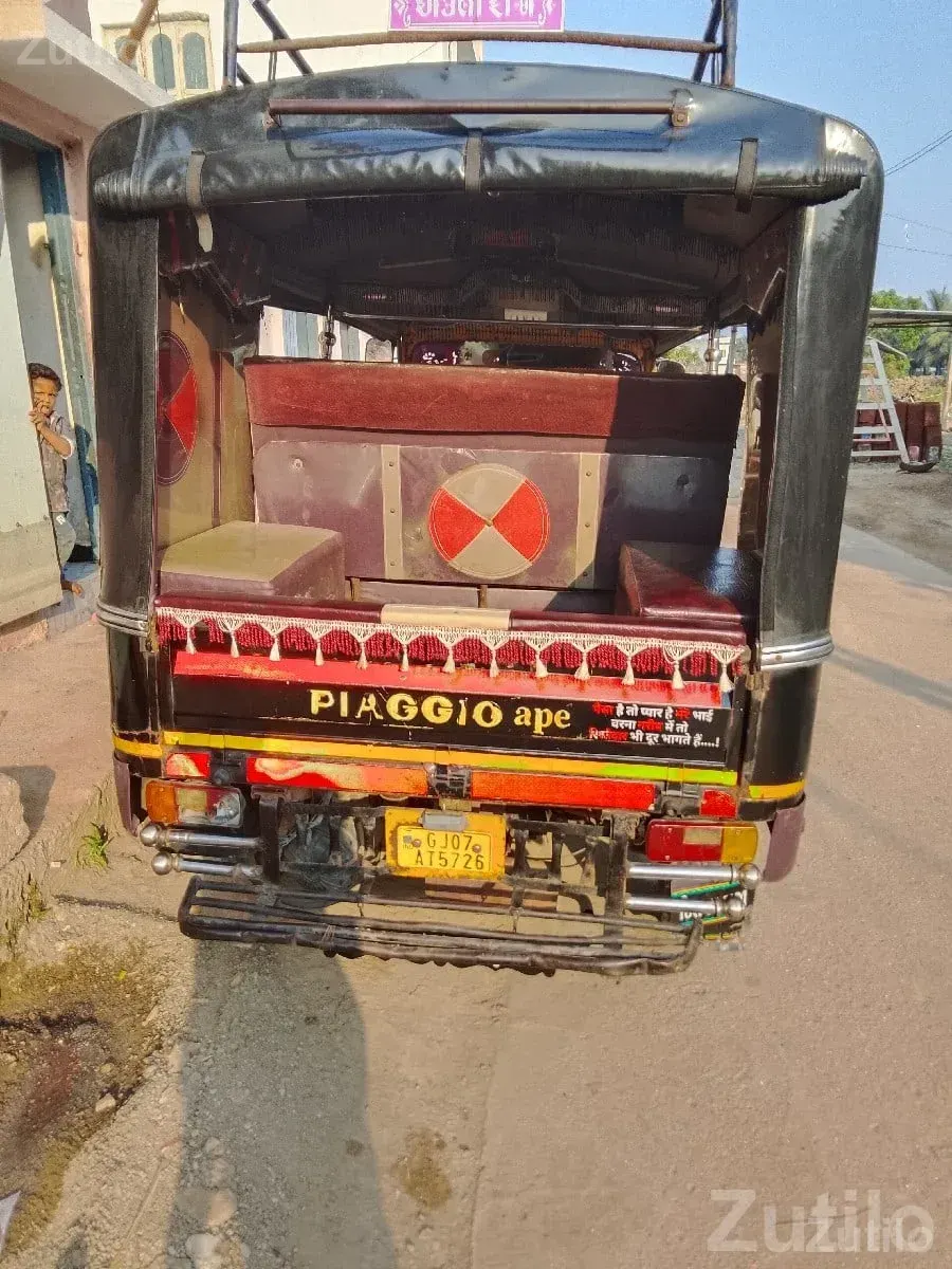 Used Decorated Auto Rickshaw for Sale - ઓટો રિક્ષા - વંથલી - Image 2