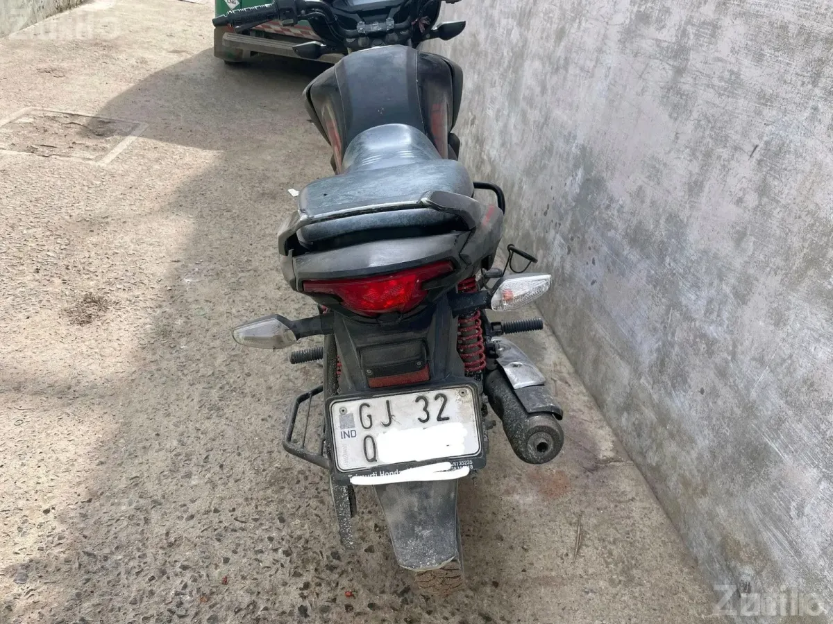 Honda SP125 2021 Bike 55,500 Km - Bikes - Kodinar - Image 3