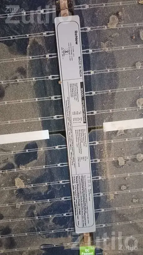 Solar Panel Setup with Motor Wire and Pipe - પમ્પ અને મોટર્સ - ડેડીયાપાડા - Image 2