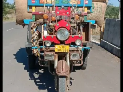 2019 Cargo Auto Rickshaw Loading Vehicle
