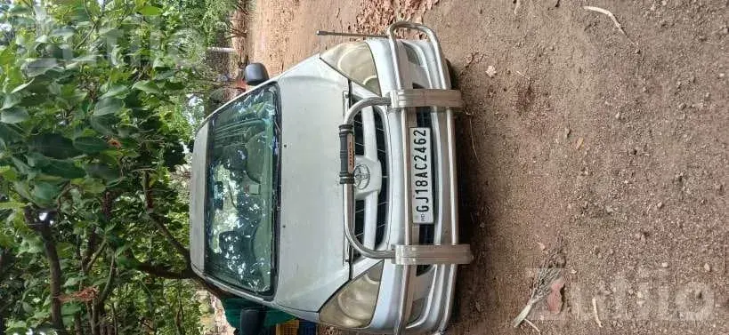 2010 Toyota Innova Silver MPV - Cars - Bhanvad - Image 2