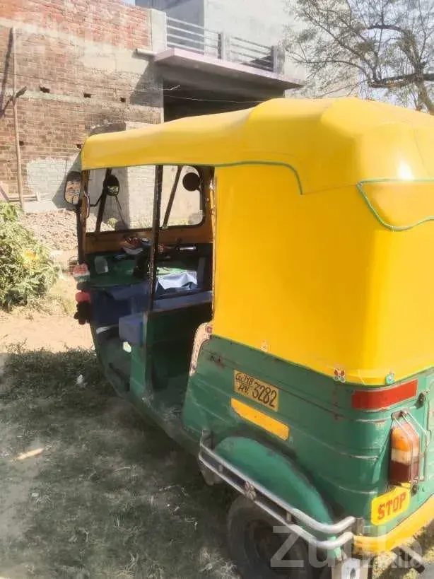 Bajaj CNG Auto Rickshaw 2012 Model - ઓટો રિક્ષા - વિસનગર - Image 2