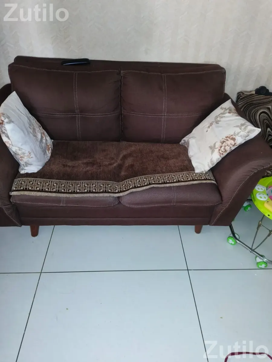 5 seter sofa set ( 3 + 2) - સોફા સેટ અને કાઉચ - અમદાવાદ શહેર - Image 2