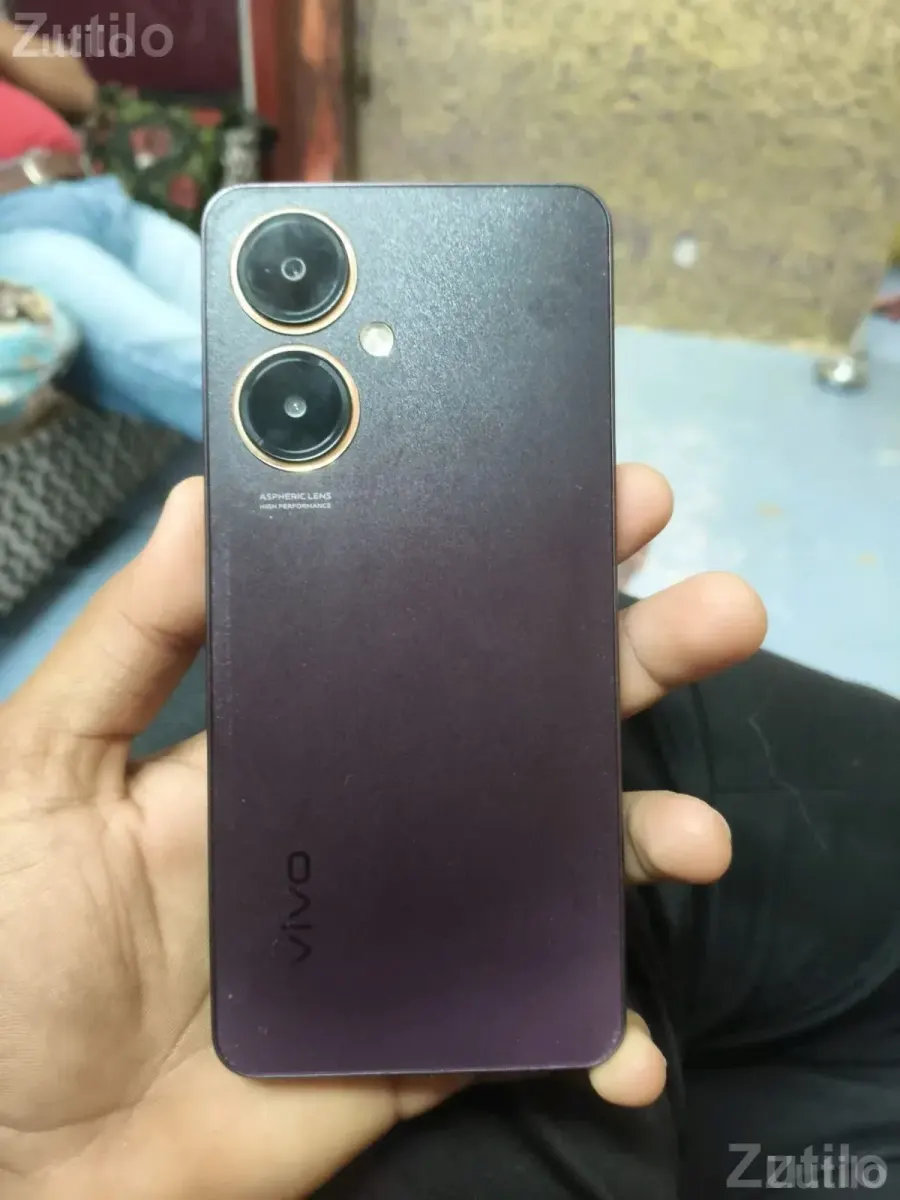 Vivo Y27 4G Smartphone - મોબાઇલ ફોન - વડોદરા શહેર - Image 1