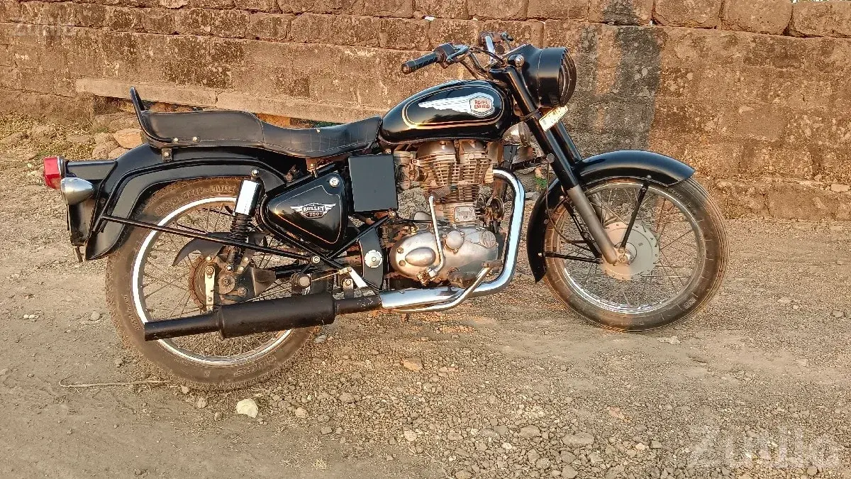 Royal Enfield Bullet 2016 Standard Black - Bikes - Keshod - Image 3