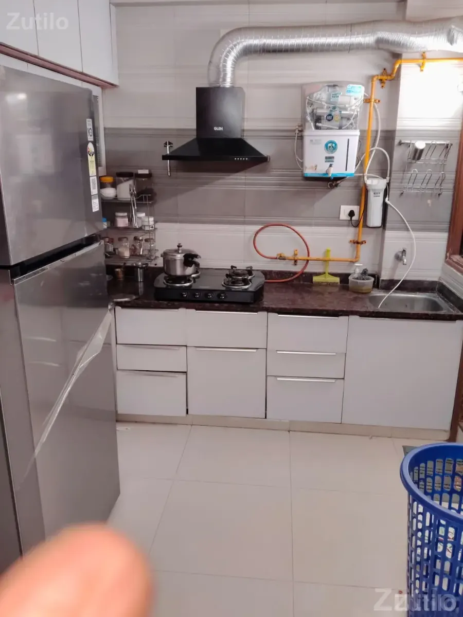 Fully furnished flat for sale 🏠 - House for Sale - Ahmedabad City - Image 4