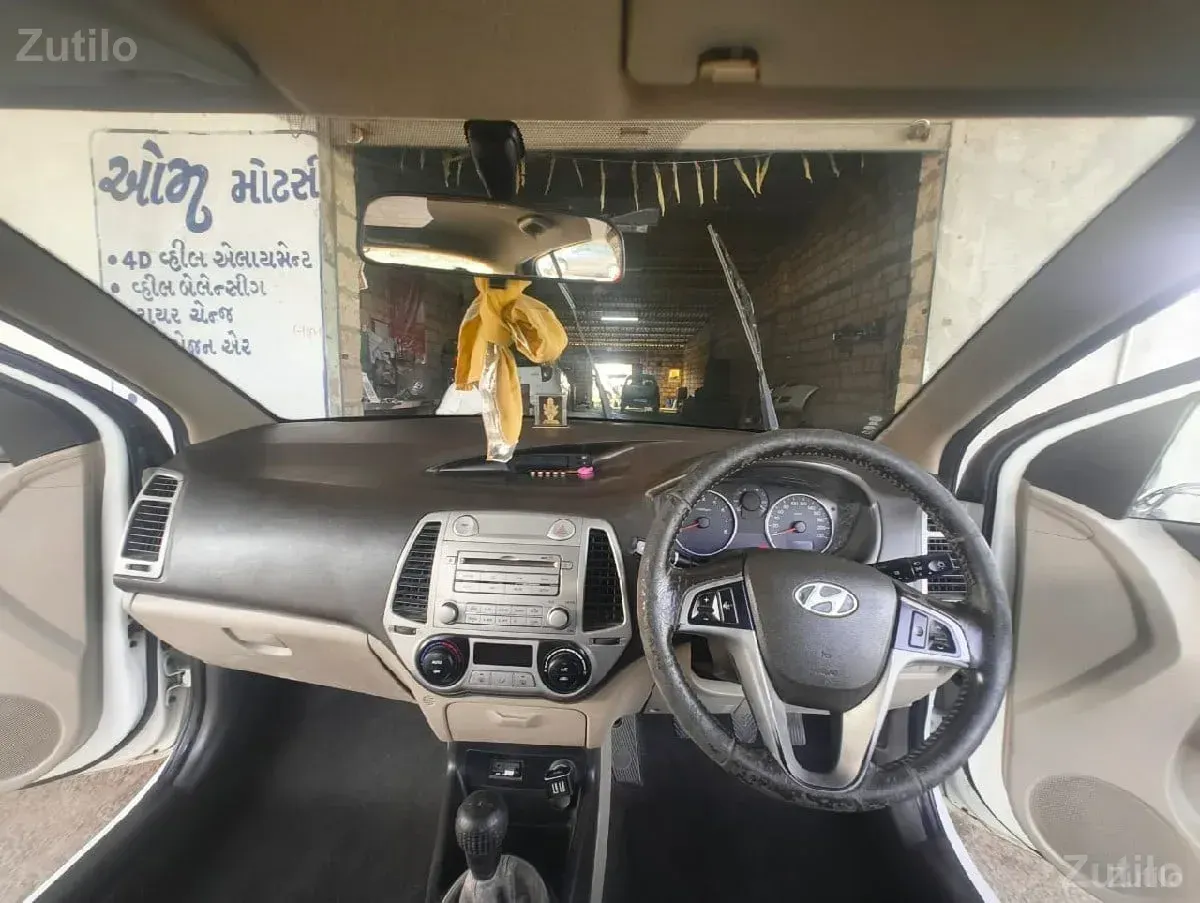 ફોરવીલ વેચવાની છે - Cars - Somnath - Image 3