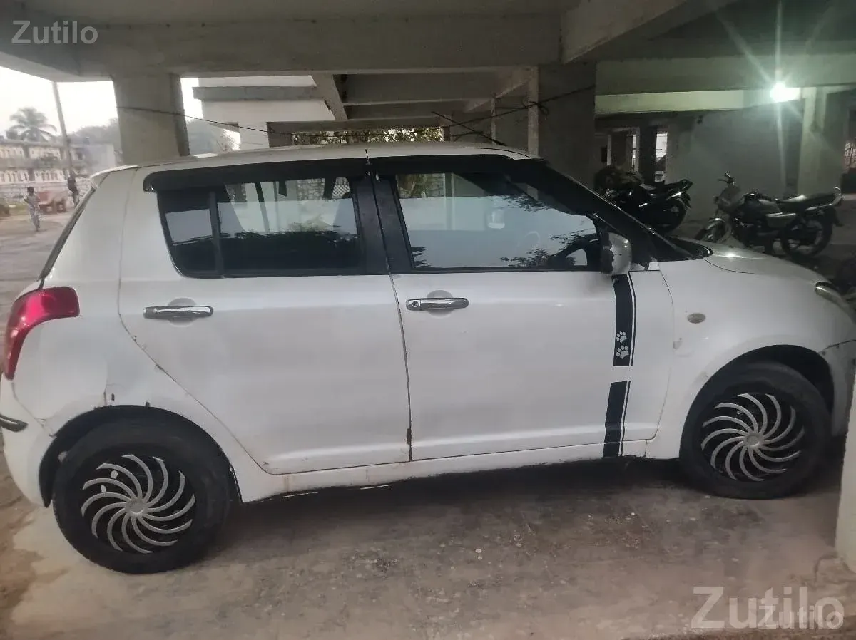 Maruti Suzuki Swift 2010 Petrol CNG - Cars - Kodinar - Image 2