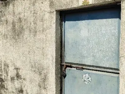 2 Room House for Sale in Upleta
