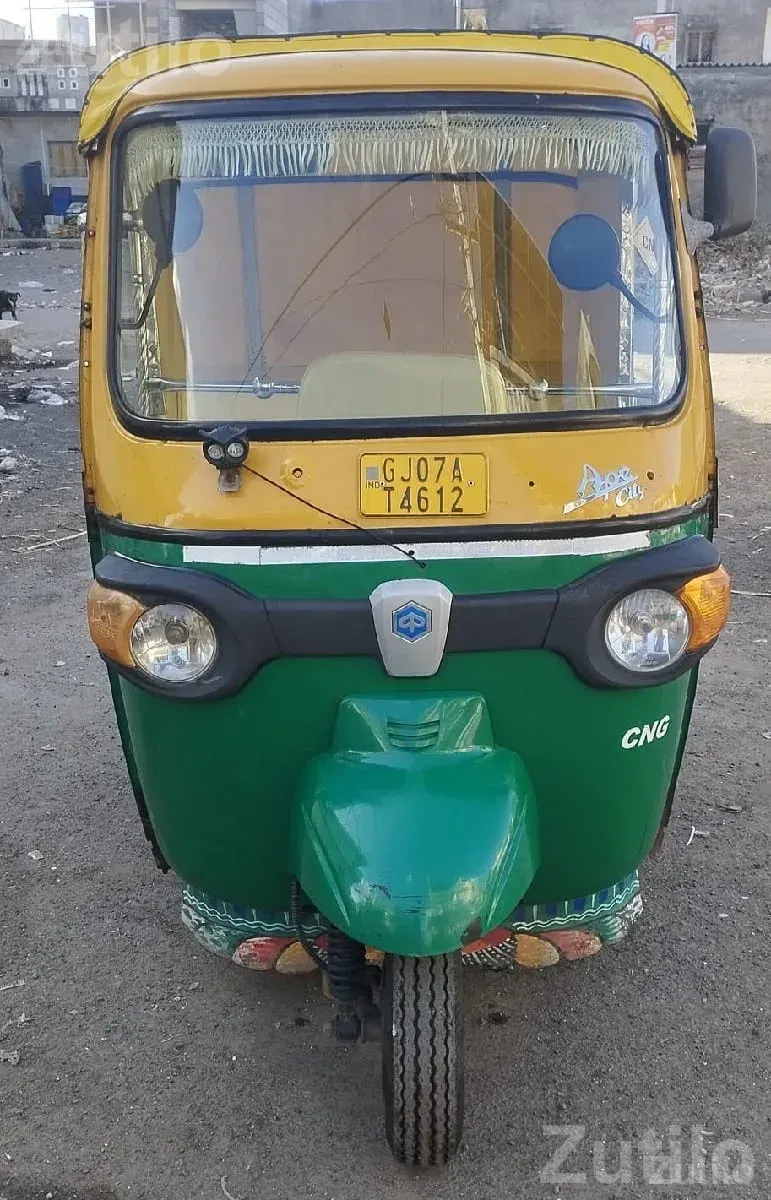 2018 Piaggio CNG Auto Rickshaw - Auto Rickshaws - Visavadar - Image 3
